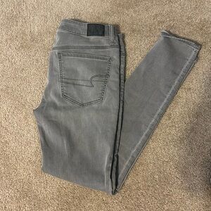 American Eagle Women's Super Stretch Jegging Jeans Size 12 Short ( 32 X 26)